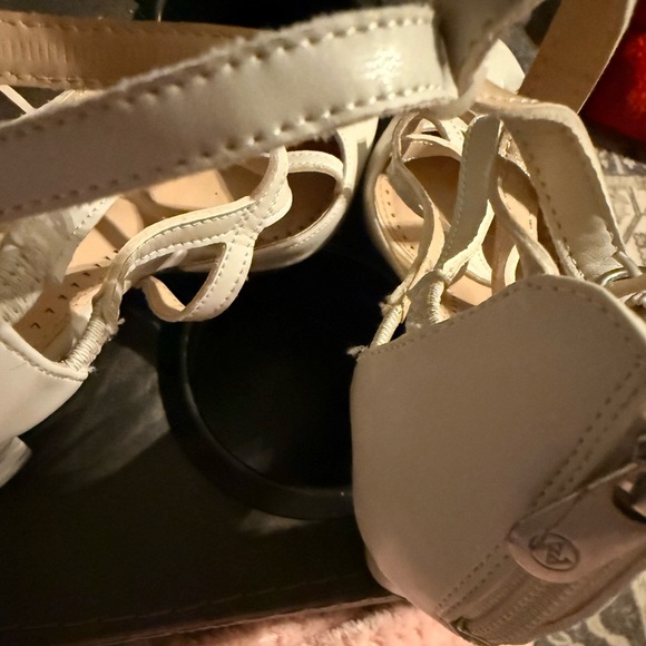 Adrienne Vittadini
Women’s Nanda Ankle Strap Pump Heels Womens 7.5 - Picture 6 of 7